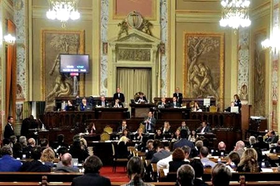 Ars assemblea regionale siciliana palazzo reale sala d'ercole